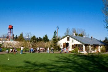 Mcmenamins Edgefield 3*