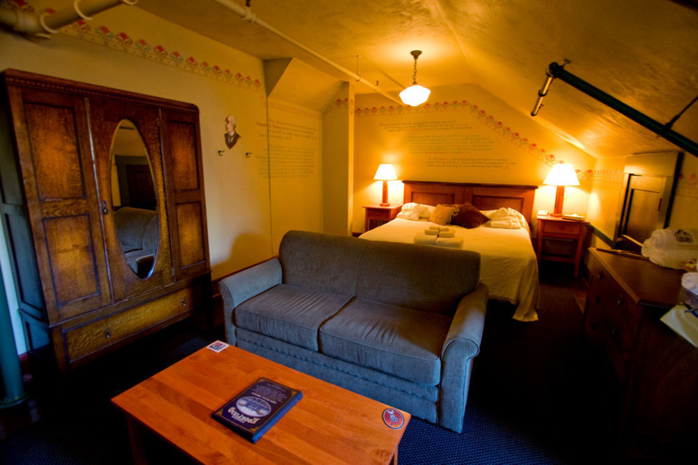 Mcmenamins Edgefield Resort Troutdale