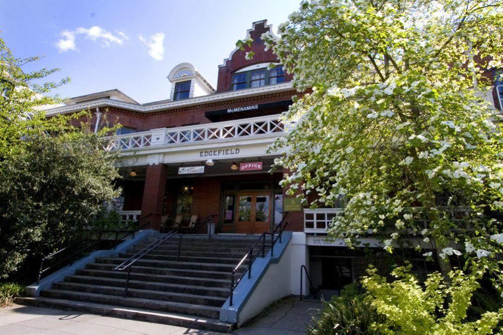 Mcmenamins Edgefield Resort