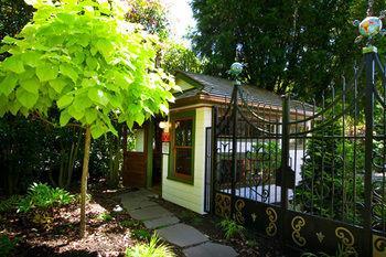 Mcmenamins Edgefield 3*